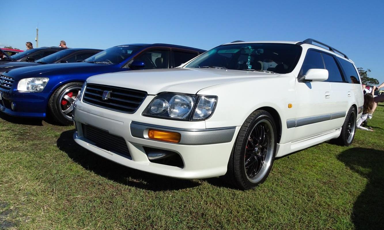 Nissan Stagea