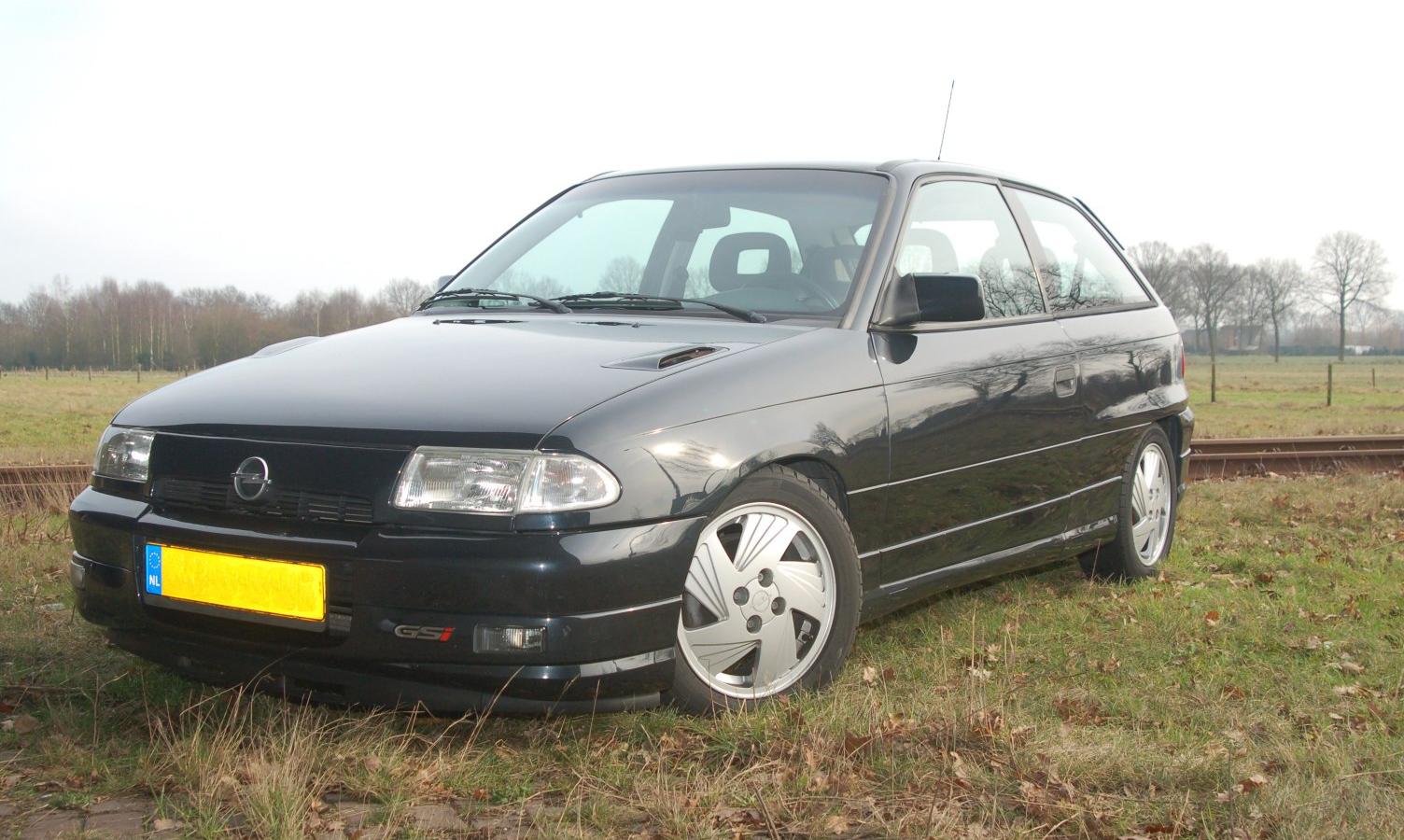 Opel Astra F