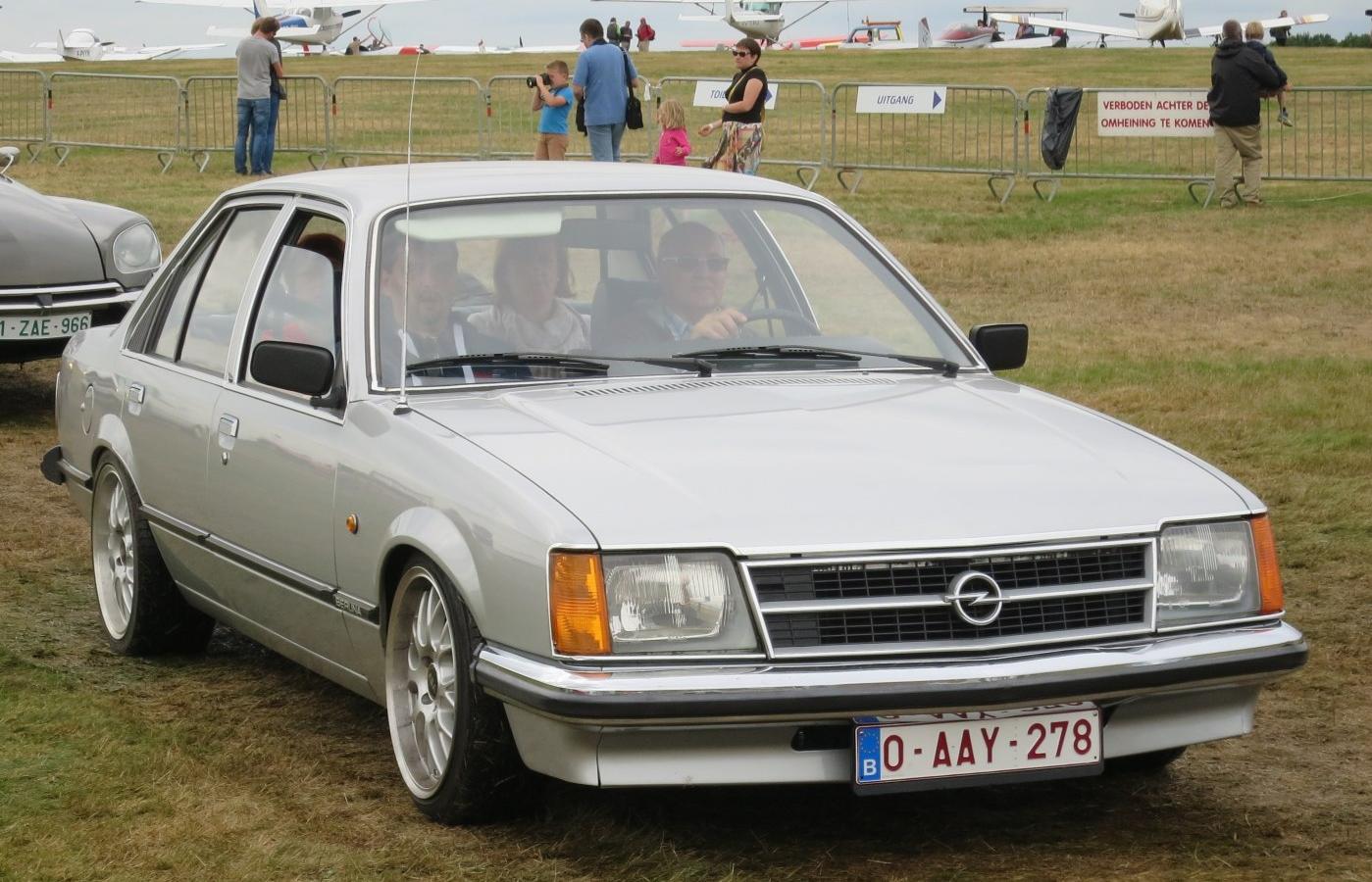 Opel Commodore C
