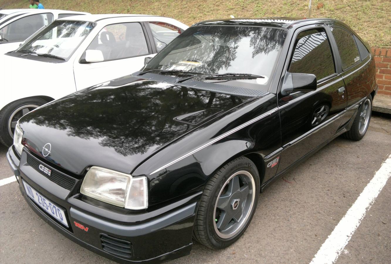 Opel Kadett E CC
