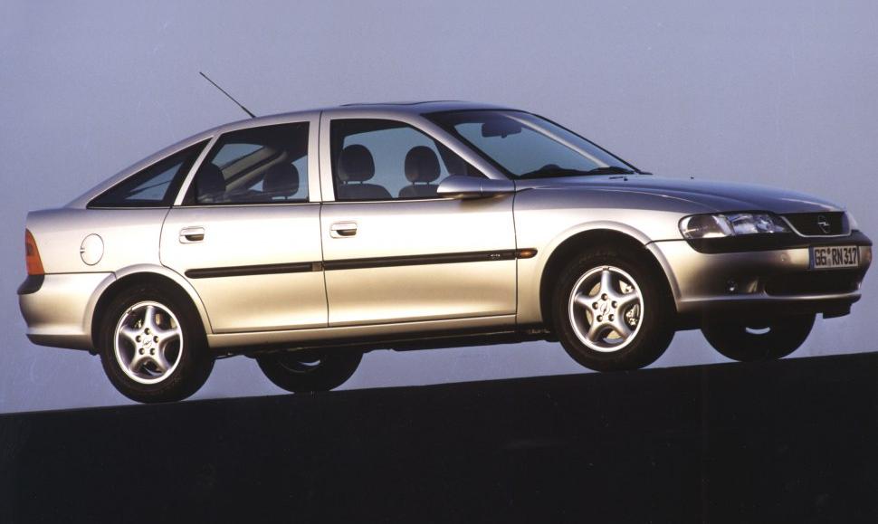 Opel Vectra B CC