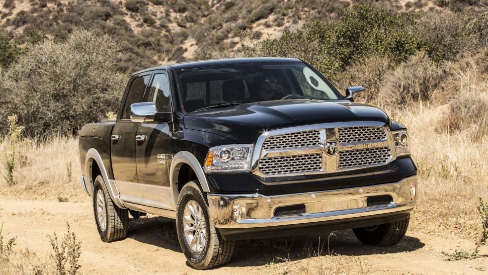 RAM 1500 Crew Cab Short (DS, facelift 2013)