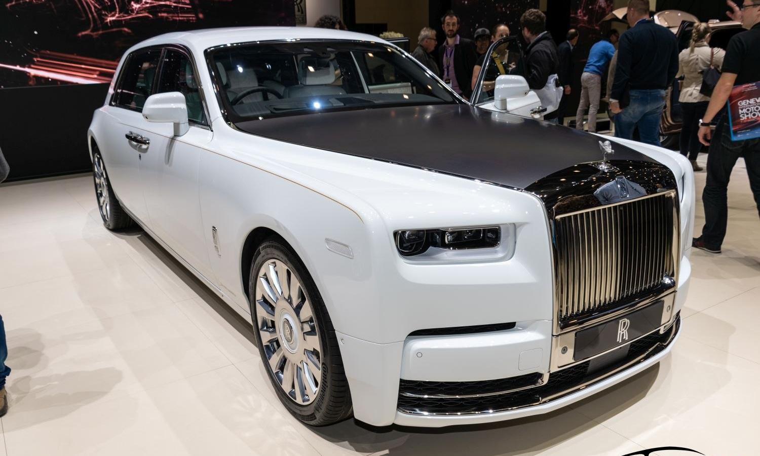 Rolls-Royce Phantom VIII Extended Wheelbase